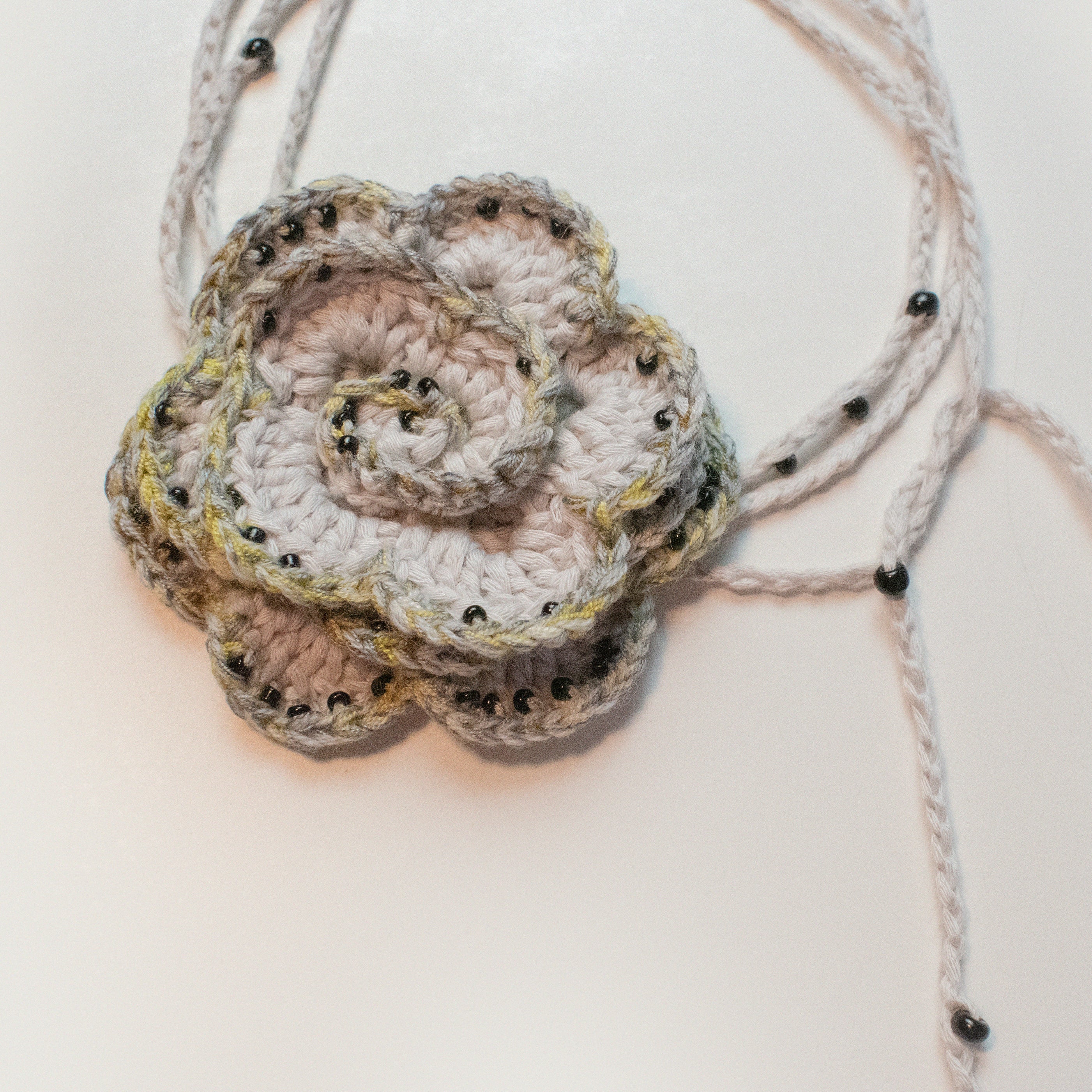 Crochet Beaded Rose Necklace Wrap in Beige Melange