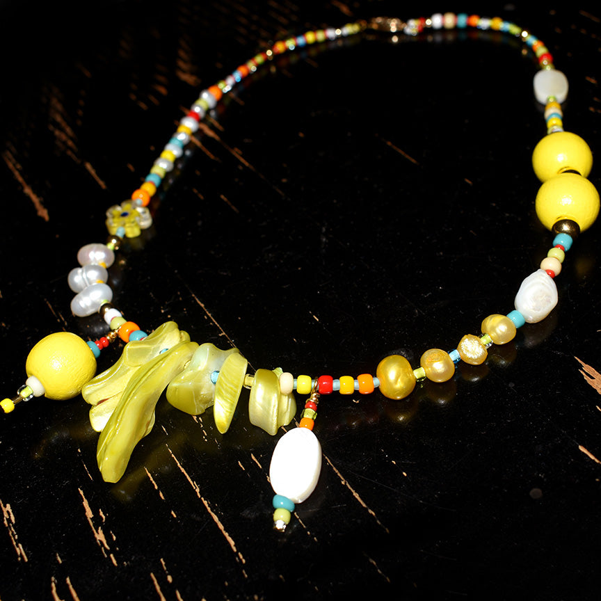 Wooder Shell and Freshwater Pearl Necklace