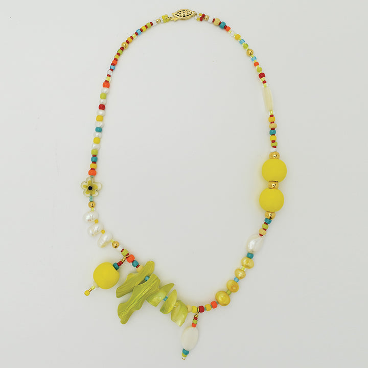 Wooder Shell and Freshwater Pearl Necklace