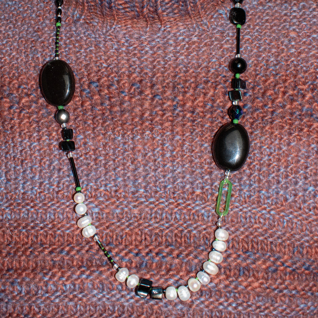 Orvieto Black & White Freshwater Pearl Long Necklace