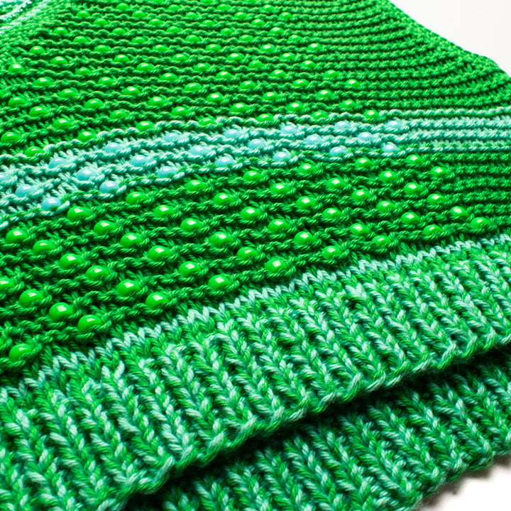 Green Cropped V-Neck Knit Tank With Plastic Pony Beads